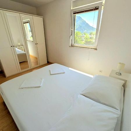 City Apartment Omis Luaran gambar