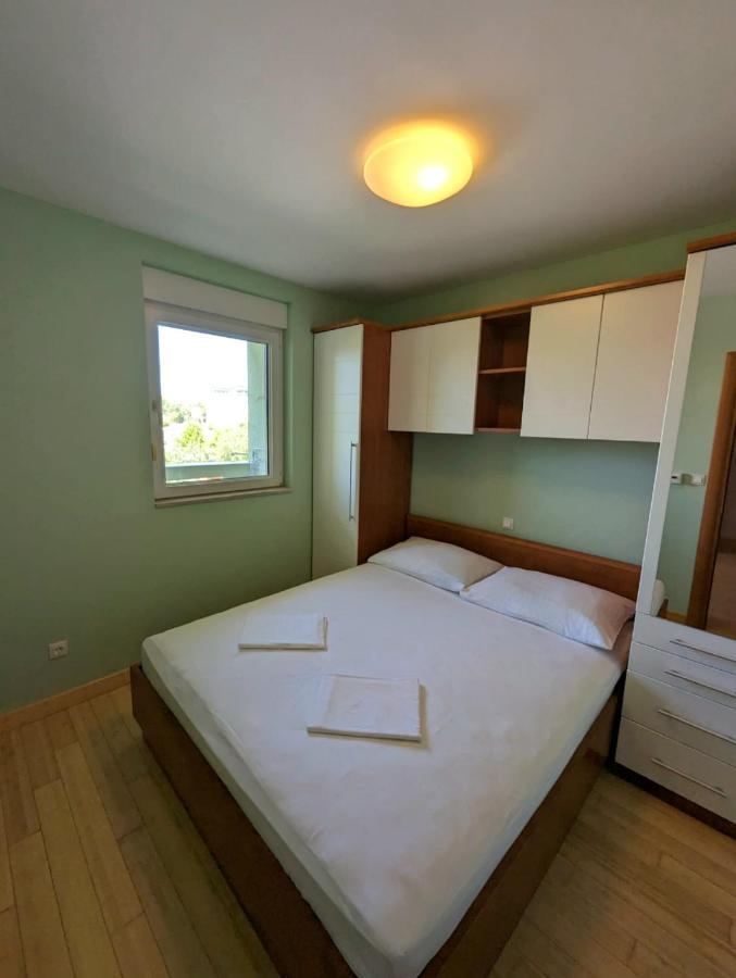 City Apartment Omis Luaran gambar